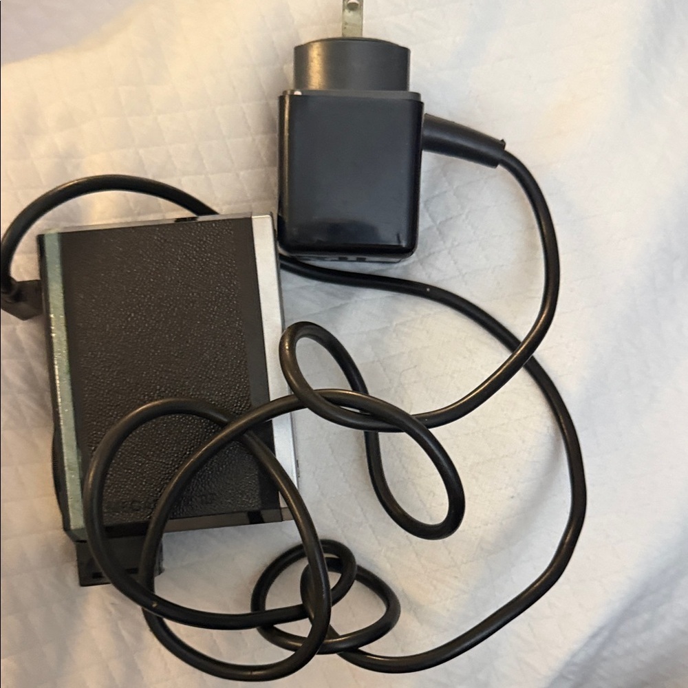 Metz Camera Flash with Cable. untested - Picture 2 of 7